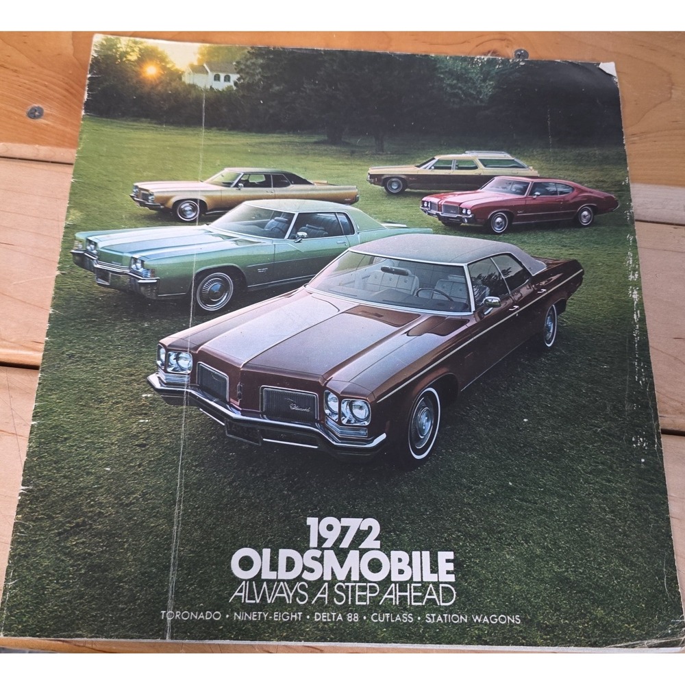 Vintage 1972 Oldsmobile Sales Brochure Toronado Cutlass Delta 88 Catalog